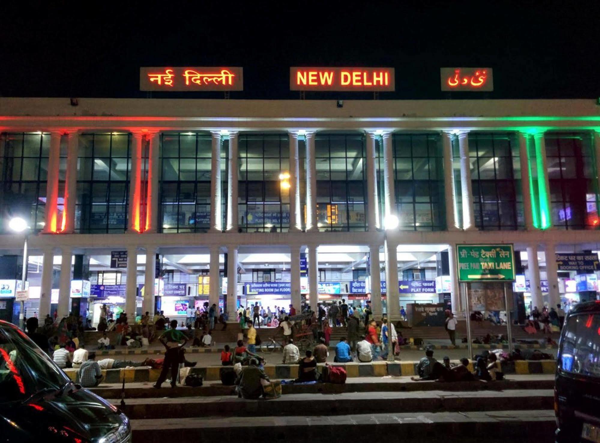 Hotel Delhi 55 -City Center Νέο Δελχί Εξωτερικό φωτογραφία