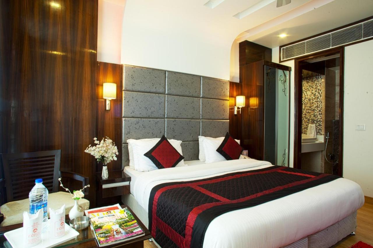 Hotel Delhi 55 -City Center Νέο Δελχί Εξωτερικό φωτογραφία
